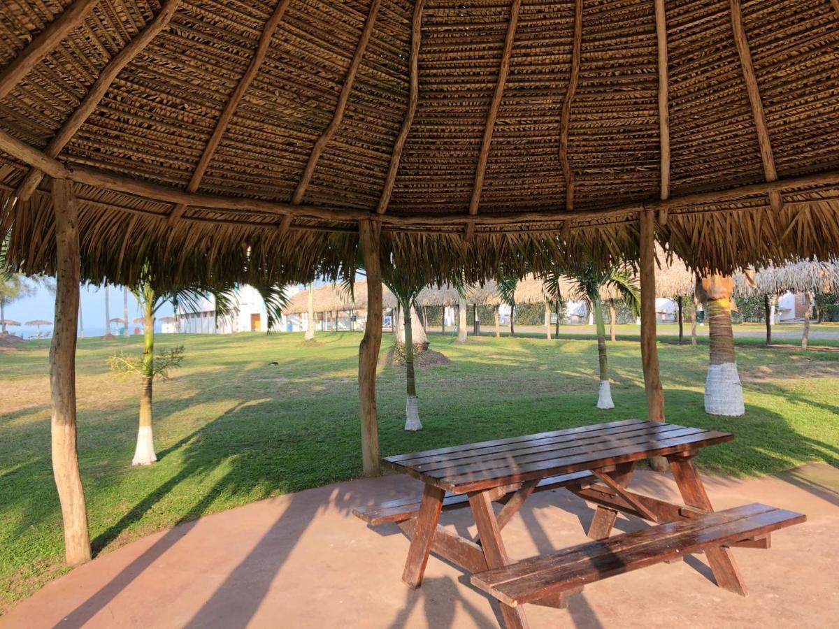 Hotel Bungalows Marbella Costa Esmeralda Монте-Гордо Экстерьер фото