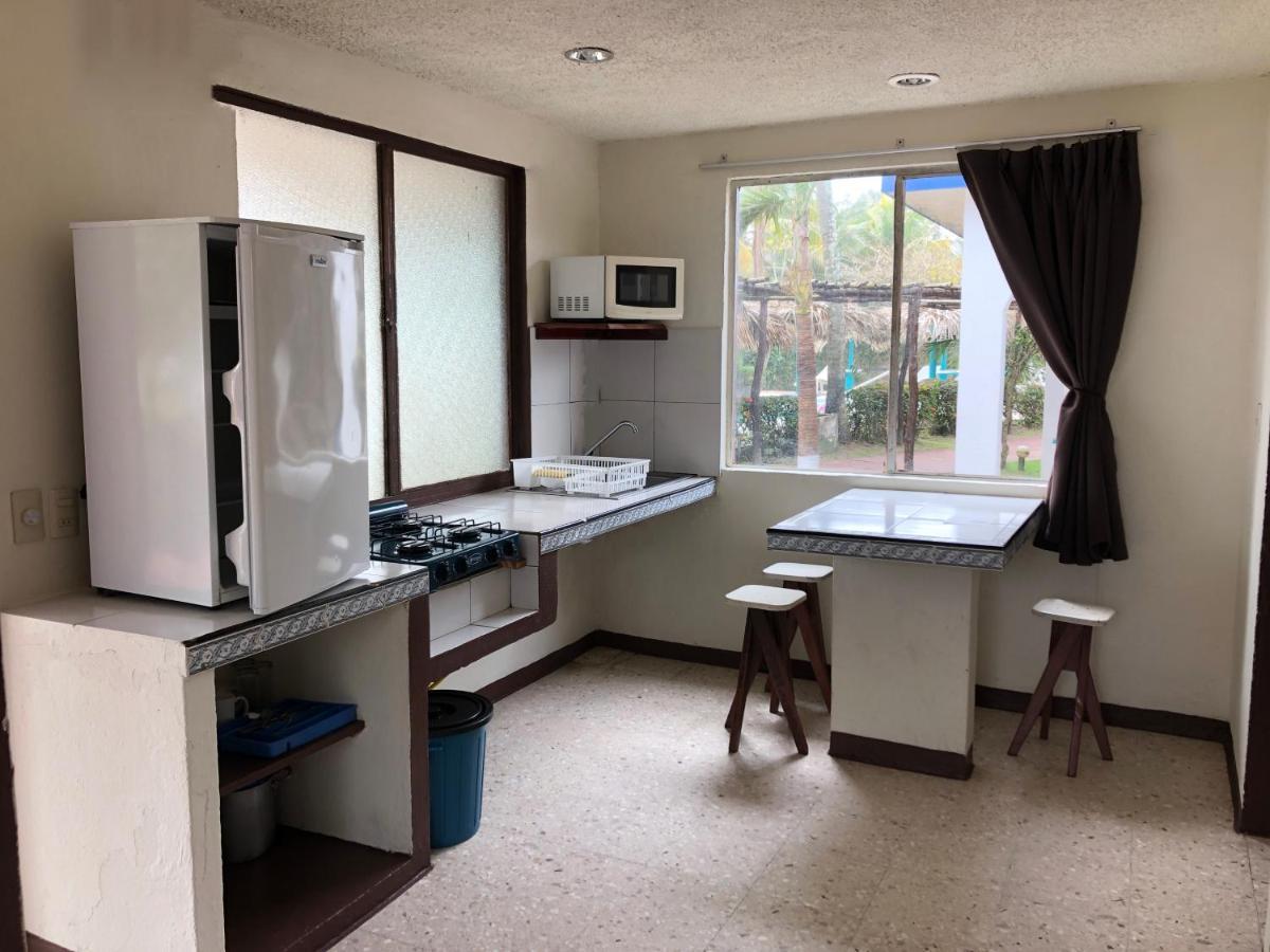 Hotel Bungalows Marbella Costa Esmeralda Монте-Гордо Экстерьер фото